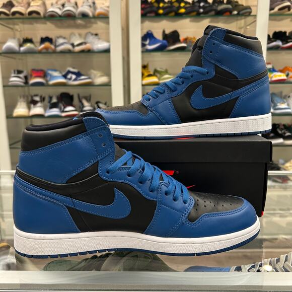 Jordan 1 Retro High OG Dark Marina Blue size 12 Pre Owned - Picture 2 of 8